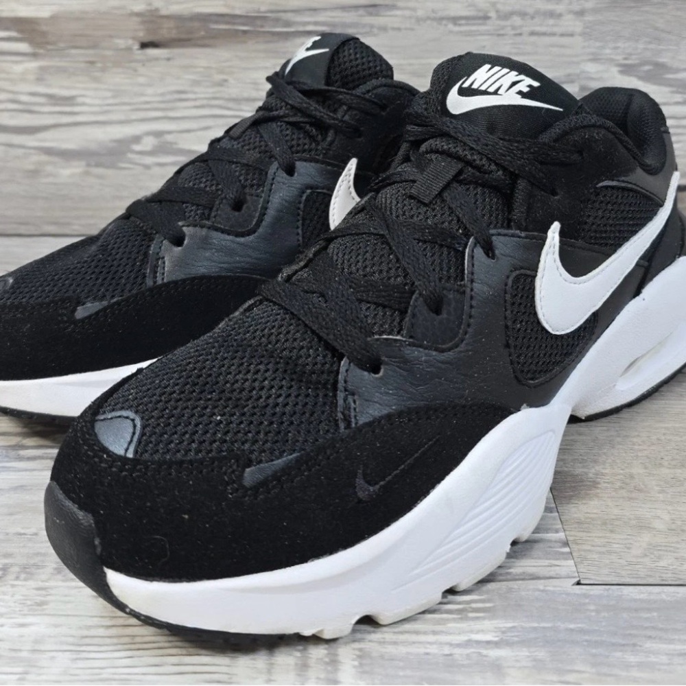 Nike Air Max Fusion Black White CJ1671-003 Sneakers Shoes-Women’s 11.5 /Mens 10 - Picture 4 of 6